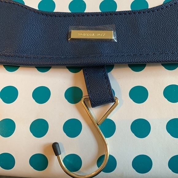 Sophia Joy Hanging Cosmetic Makeup Travel Bag Beauty Organizer Trifold - Picture 3 of 13